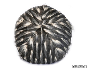 FM6 - Fake fur pouf _ MX HOME