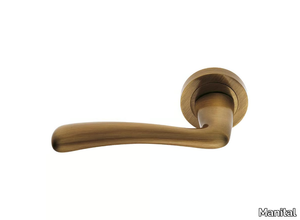 EVIA - Brass door handle on rose with lock _ Manital