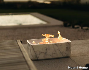 ESSENTIA CALACATTA ORO - Outdoor bioethanol Calacatta Oro marble fireplace _ Maami Home