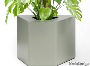 NISEKO - Modular plate planter _ Made Design