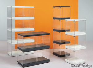 Retail display case - Floor-standing glass retail display case _ Made Design