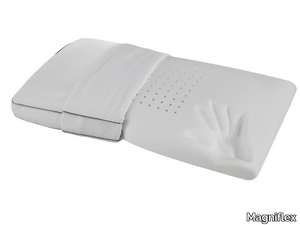 SUPERIORE DELUXE STANDARD - Rectangular breathable pillow with removable cover _ Magniflex