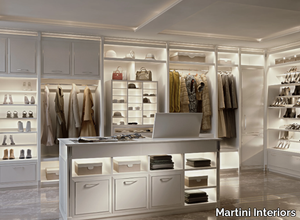 ESSENZA - Custom walk-in wardrobe with integrated lighting _ Martini Interiors