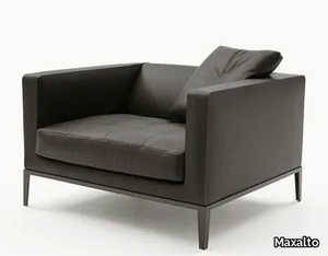 SIMPLICITER - Upholstered leather armchair with armrests _ Maxalto