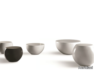 BONGO - Low round polyurethane coffee table _ Meridiani