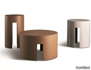 GONG - Low round wooden coffee table _ Meridiani