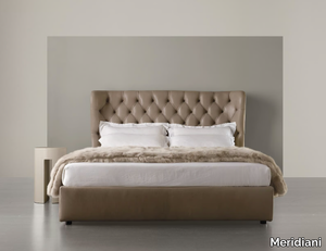 LAUREN - Leather double bed with tufted headboard _ Meridiani