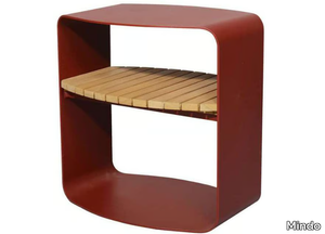 MINDO 109 - Aluminium and teak garden side table with integrated magazine rack _ Mindo