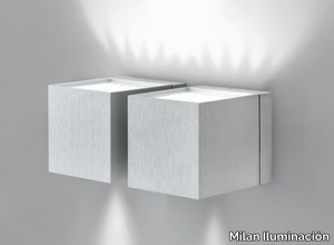 DAU 6022 - Dimmable extruded aluminium wall light _ Milan Iluminación