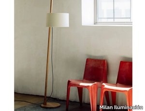 LINOOD - Floor lamp in wood and linen _ Milan Iluminación