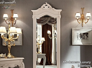 12215 - Wall-mounted solid wood mirror _ Modenese Luxury Interiors