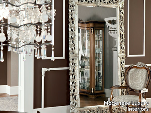 13674 - Freestanding rectangular framed mirror _ Modenese Luxury Interiors