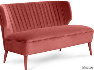 LIPSTICK - 2 seater velvet sofa _ Munna