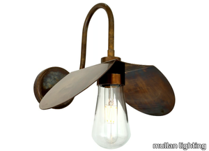 HALI Swan Neck - Handmade brass wall lamp for bathroom _ mullan lighting