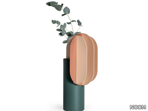 GABO CS10 - Metal vase _ NOOM