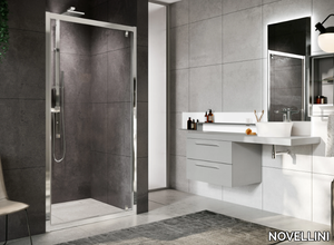 ROSE ROSSE G - Corner shower cabin with pivot door _ NOVELLINI