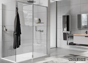 KUADRA HA FRAME - Glass and aluminium shower panel with pivoting door _ NOVELLINI