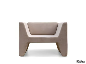 AKKA 01 - Upholstered armchair with armrests _ Nahu