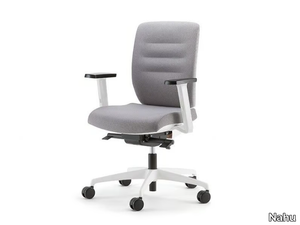 AVA WHITE 02 - Swivel fabric office chair with armrests with 5-Spoke base _ Nahu