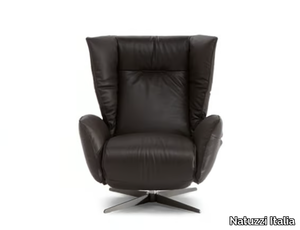 TULIP - Recliner leather armchair with footstool _ Natuzzi Italia