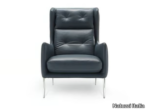 AFTEREIGHT - Leather armchair with armrests _ Natuzzi Italia