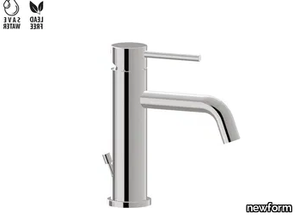 XT - Countertop washbasin mixer with flexible hose _ newform