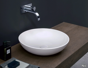 CIOTOLA - Countertop round ceramic washbasin _ Nic