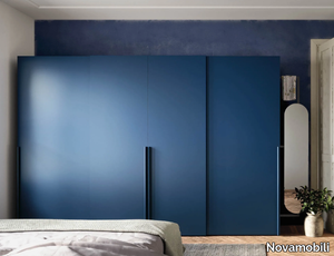 ALFA SLIDING DOOR - Sectional wardrobe with sliding doors _ Novamobili