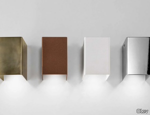 KUBE - LED metal wall light _ Olev