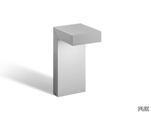 PERISCOPE - LED extruded aluminium bollard light _ PUK