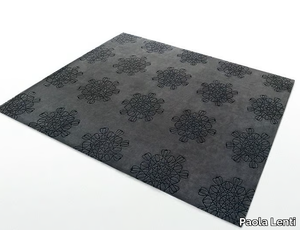 ARABESQUE - Solid-color wool rug with floral pattern _ Paola Lenti