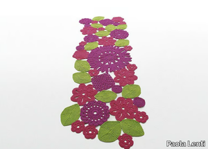 CROCHET - Rectangular handmade rug with floral pattern _ Paola Lenti