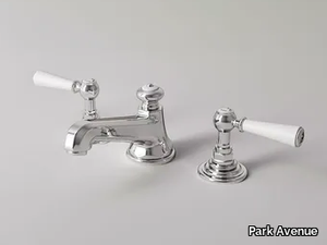 ASTAIRE - 3 hole countertop washbasin tap with individual rosettes _ Park Avenue