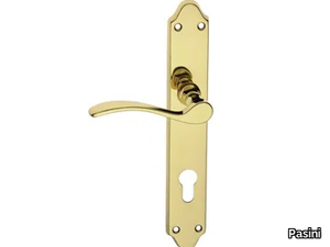 ANNA EASY - Brass door handle on back plate with lock _ Pasini