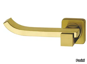 PLUS UP FASHION - Brass door handle on rose _ Pasini