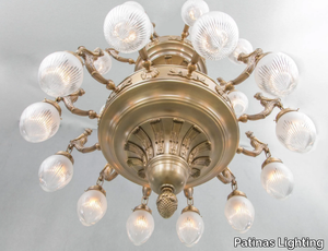 FORTUNA 24 - Handmade brass chandelier _ Patinas Lighting