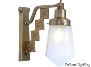 LINZ I - Brass wall lamp _ Patinas Lighting