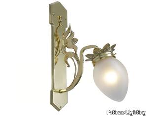 LYON III - Brass wall lamp _ Patinas Lighting