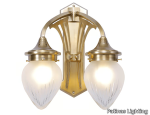 GENOA II - Brass wall lamp _ Patinas Lighting