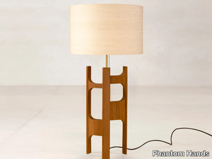 X + L 03 - Handmade table lamp in teak and silk _ Phantom Hands