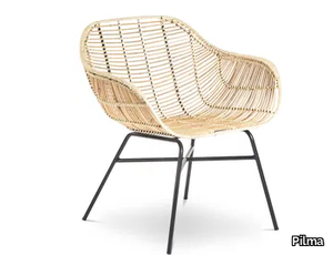 TIMOROUT - Rattan easy chair with armrests _ Pilma