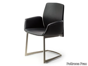 DOWNTOWN CONFERENCE - Cantilever leather reception chair _ Poltrona Frau