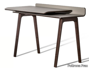 IREN - Secretary desk in solid wood and top covered in leather _ Poltrona Frau