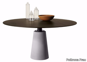 MESA DUE - Round dining table _ Poltrona Frau