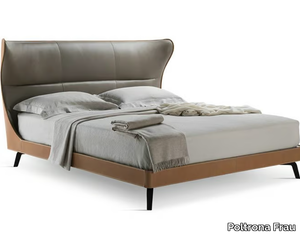 MAMY BLUE BED - Tanned leather double bed _ Poltrona Frau