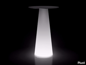 FURA - With light polyethylene table _ Plust