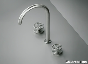 VALVOLA02 20 32V - 3 hole stainless steel washbasin tap with adjustable spout _ Quadrodesign