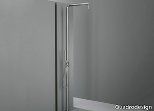 Q. CD018.2 - Floor standing stainless steel shower panel _ Quadrodesign