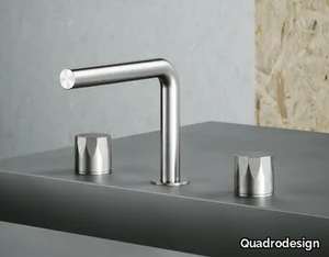 HB 15 07V - 3 hole countertop washbasin mixer _ Quadrodesign