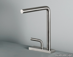 LEVO 14 02 - Countertop washbasin mixer _ Quadrodesign